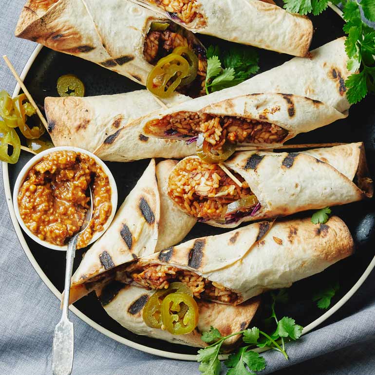 Burrito met gemarineerde tempé & rijst