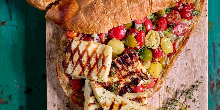  Gevuld brood in papillot en gegrilde berloumi
