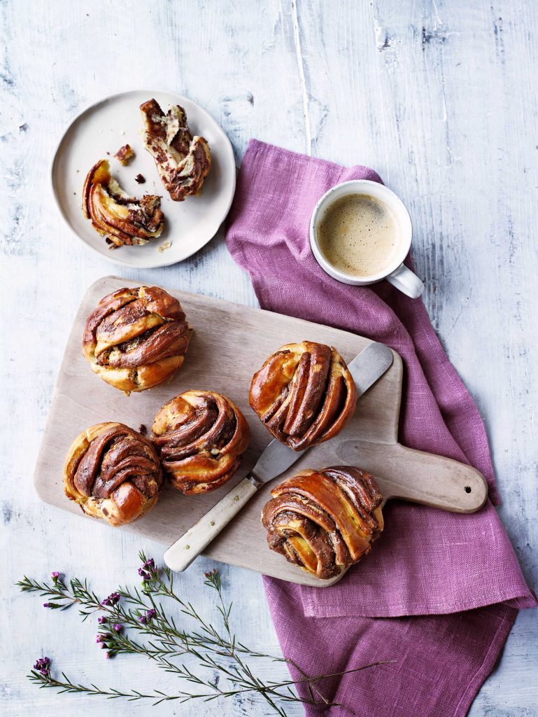 Babka’s met chocolade-hazelnootpasta en tahini