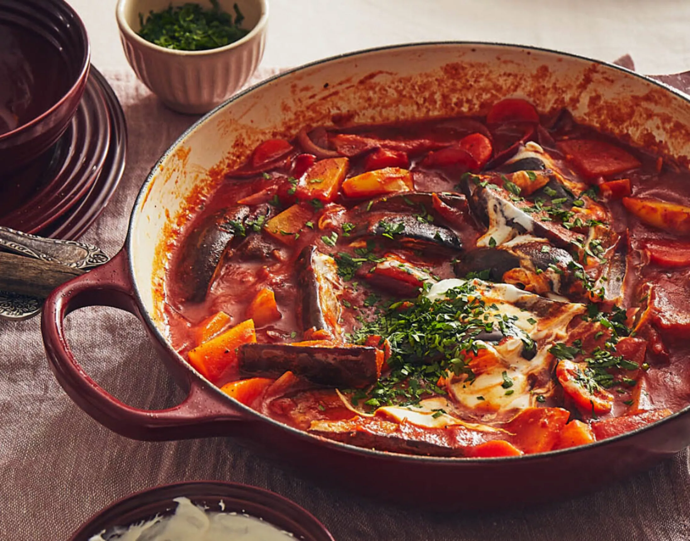 Auberginestoof met aardappel en gerookte paprikapoeder