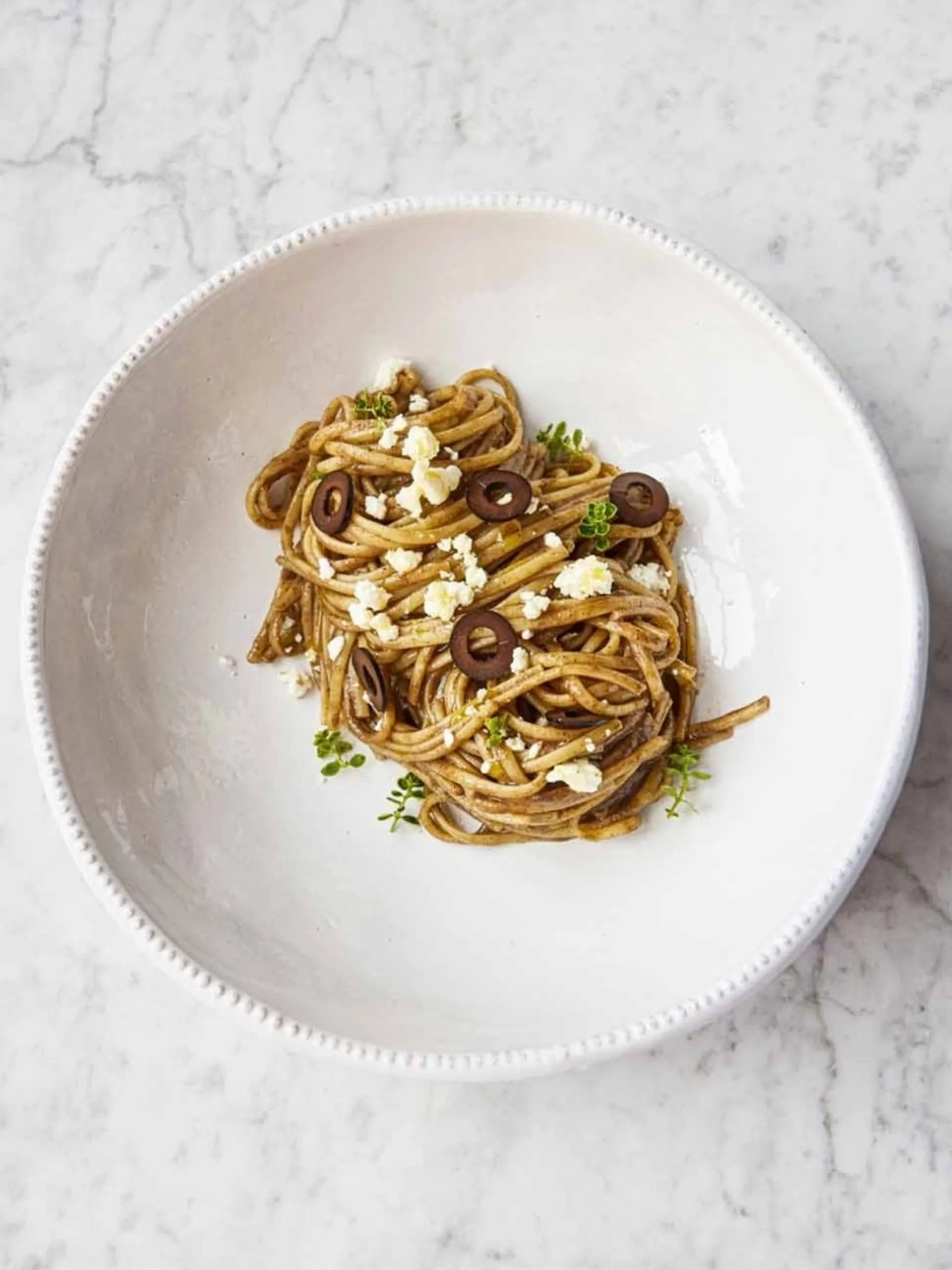Zwarte olijven pasta