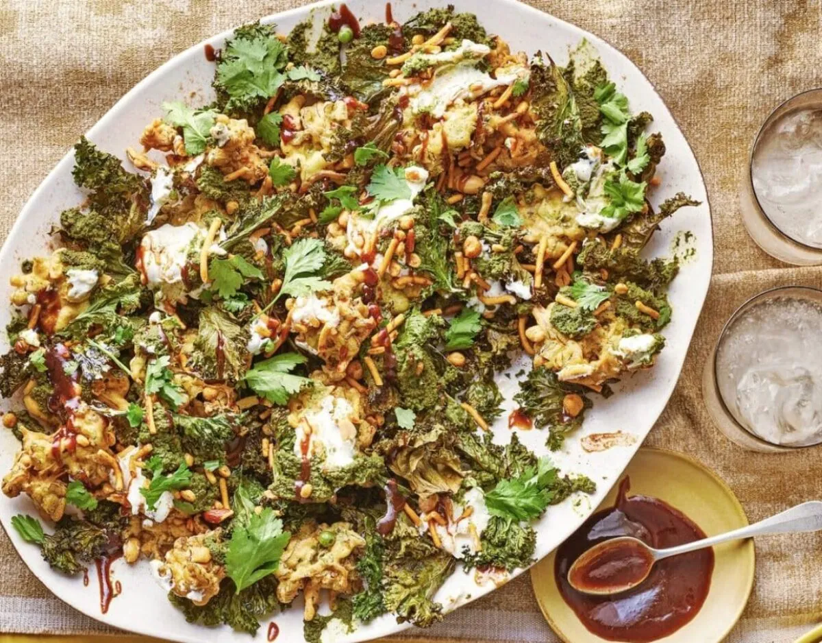 Boerenkoolchaat met pakora’s en kruidenchutney