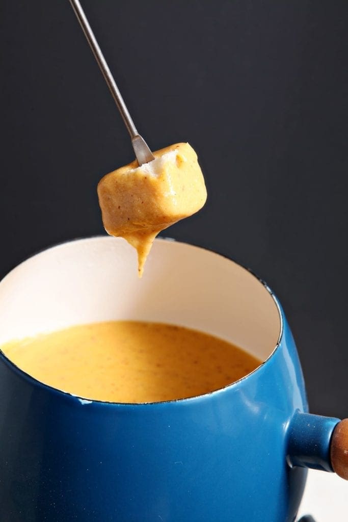 Spicy kaasfondue met harissa