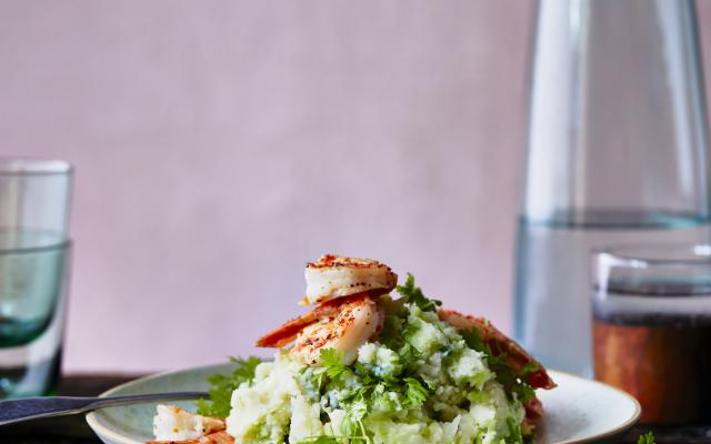Venkel-kervelstoemp met spicy scampi\'s