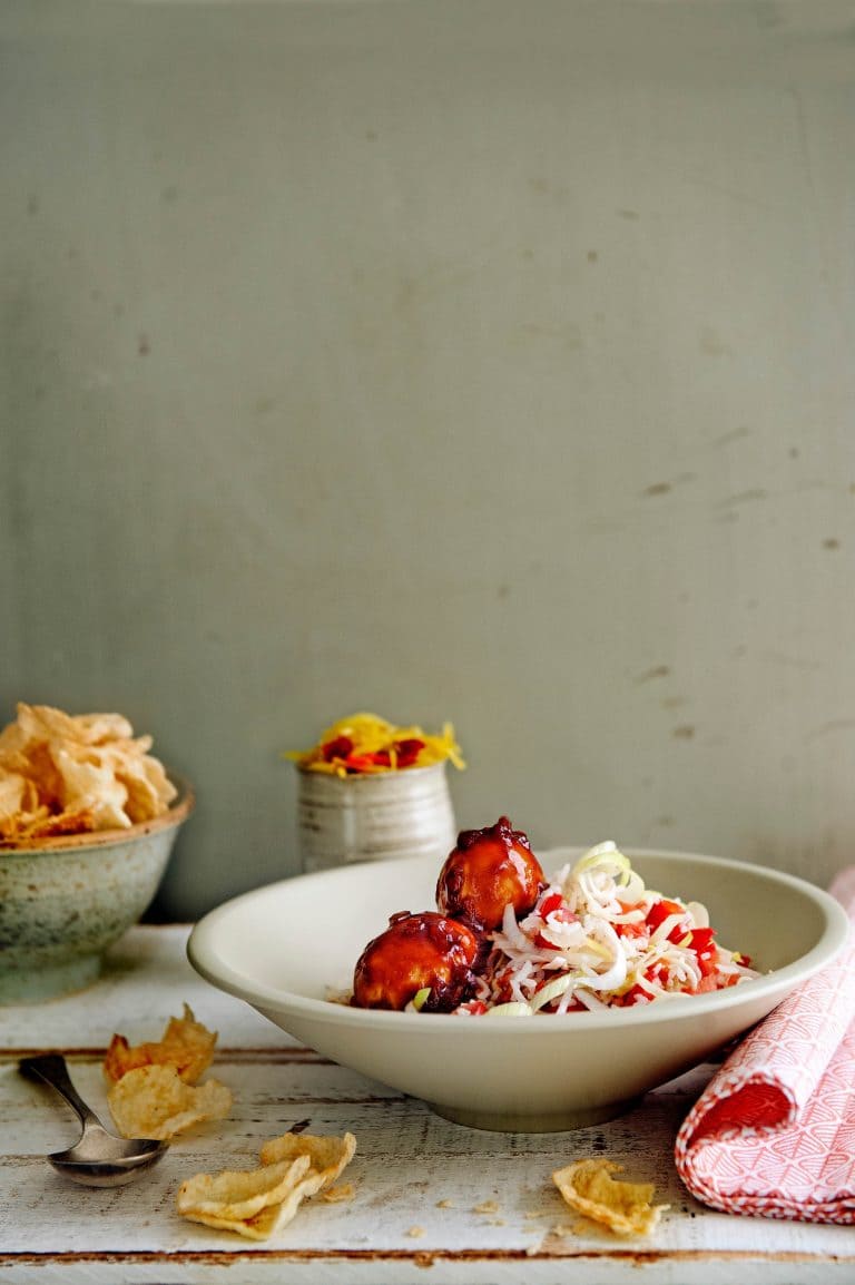 Telor kecap met simpele nasi