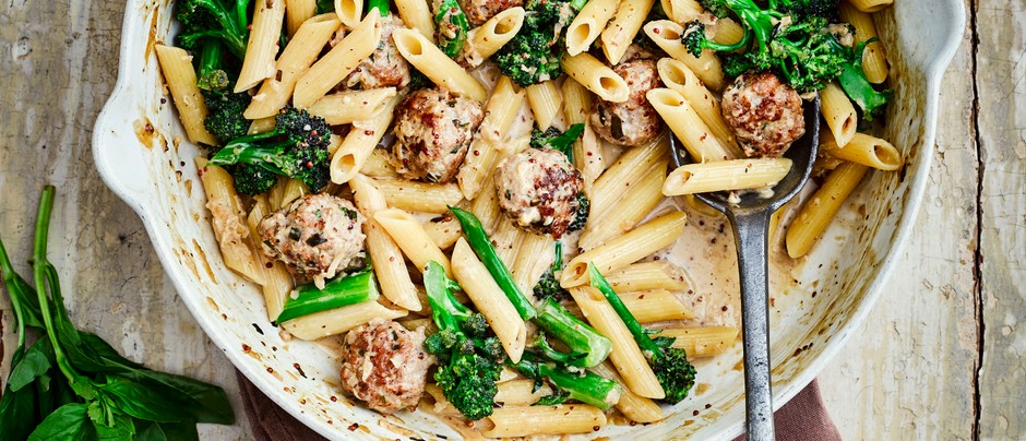 Penne met broccoli en mosterd-gehaktballen