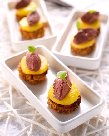Torentje van peperkoek, appel en paté