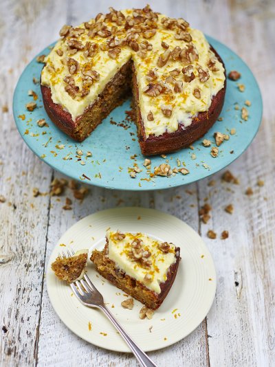 Carrotcake met friszure roomkaasglazuur
