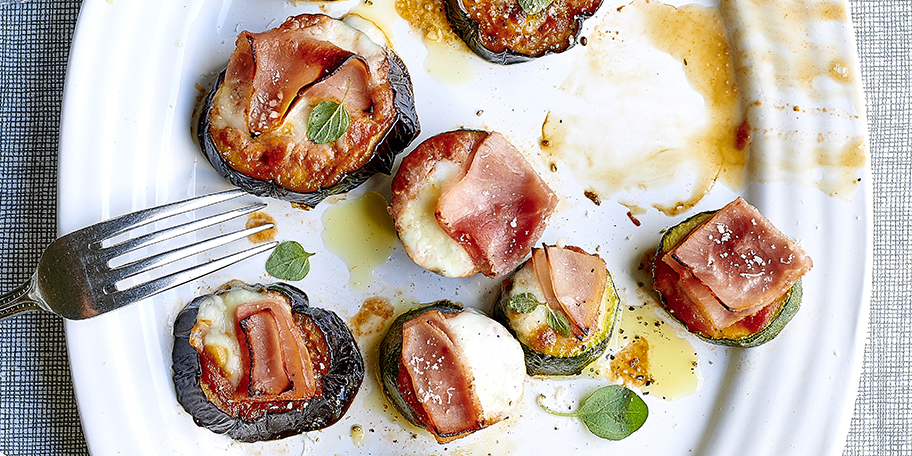 Mini-aubergine en courgettepizza's