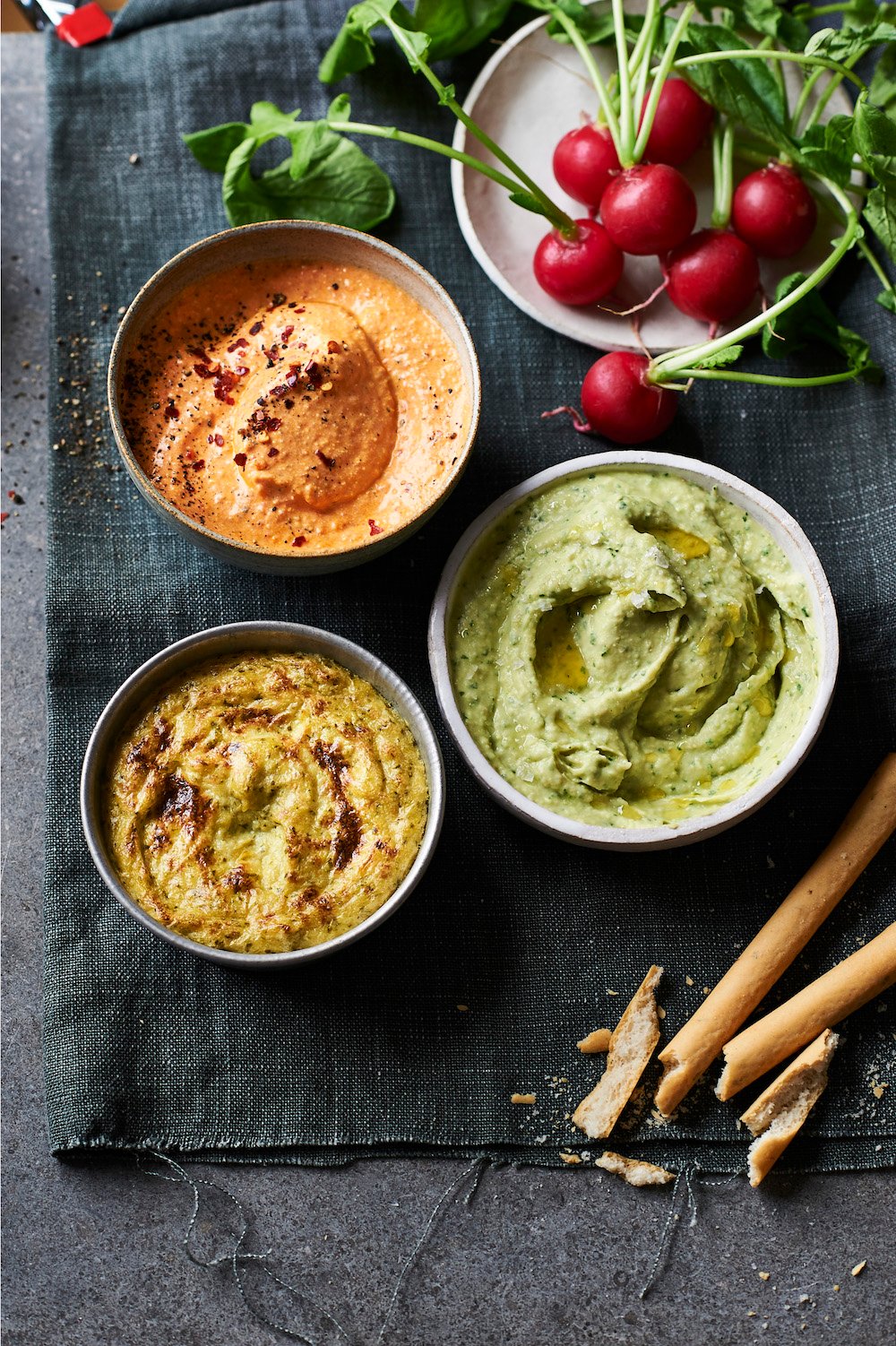 Platbrood met drie kleuren spreads