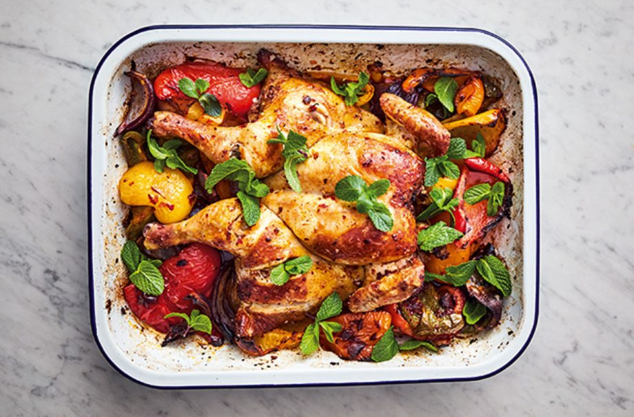 Kip met harissa uit de oven