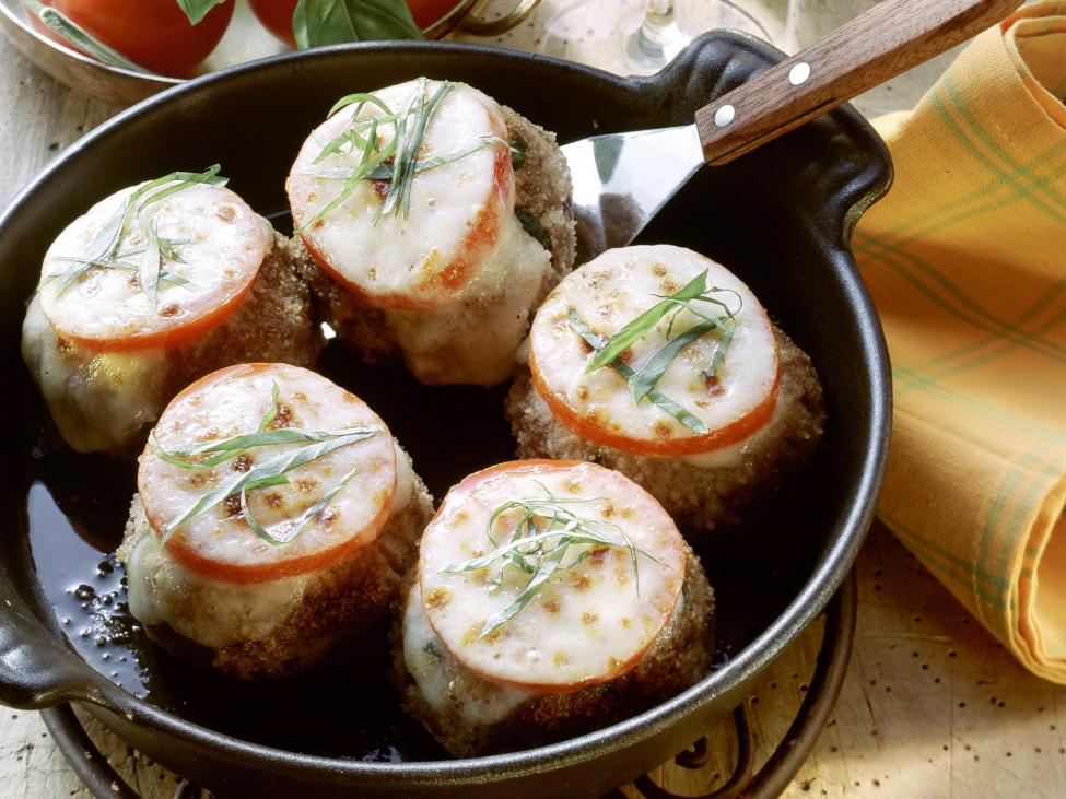 Gehaktballetjes met mozzarella en tomaat