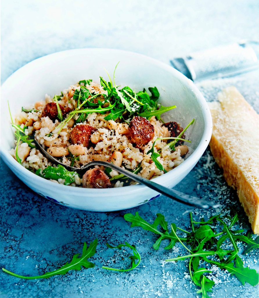 Cannellinirisotto met rucola en saucijs
