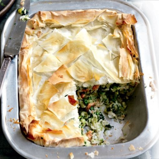 Zalm-broccolitaart van filodeeg