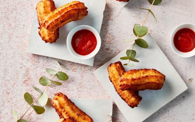 Hartige churros met paprikadip