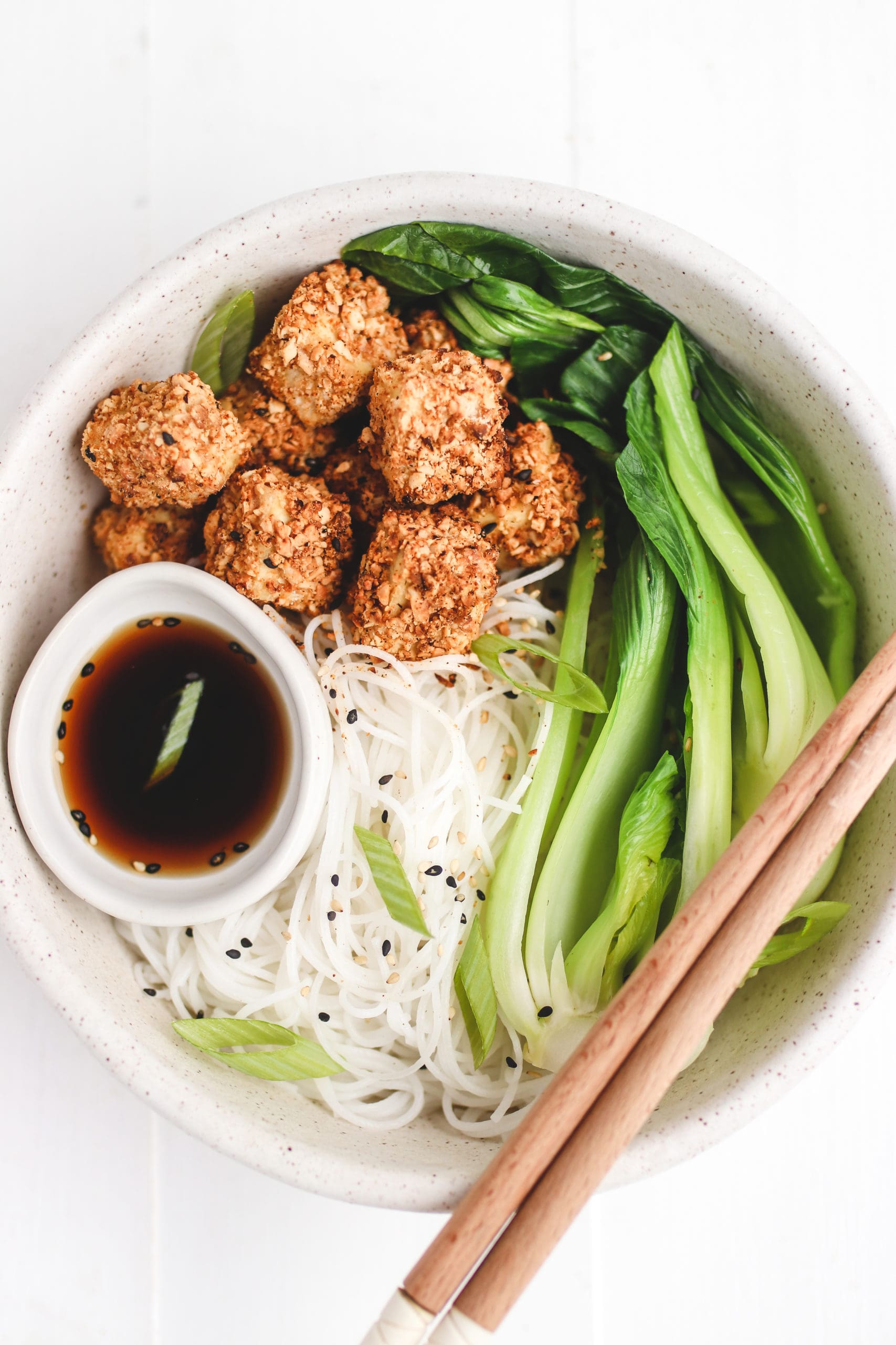 Amandel-walnoot tofu nuggets